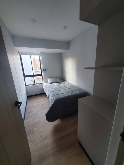 Apartamento Modern Gem In Quiet Residential Area